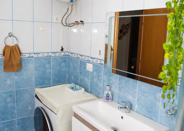 Roxy's House * Wlora