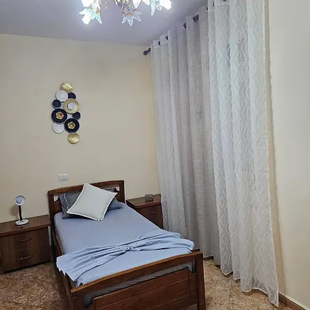 Roxy's House * Vlorë