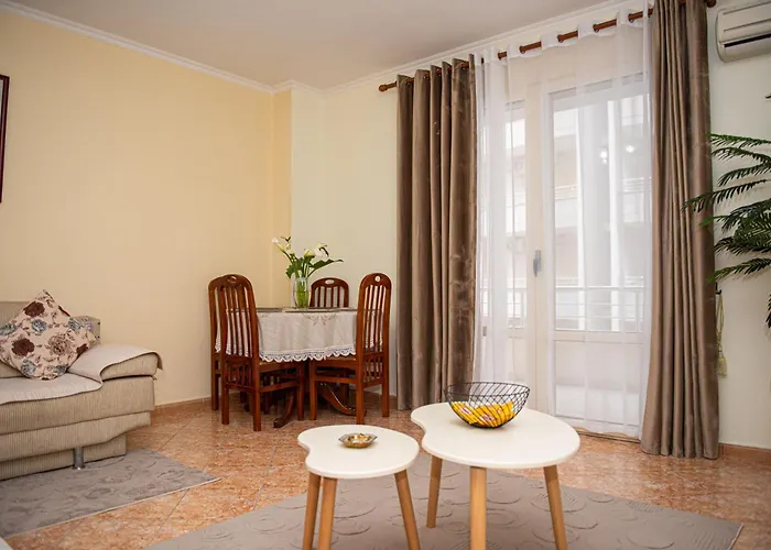 Daire Roxy's House Avlonya